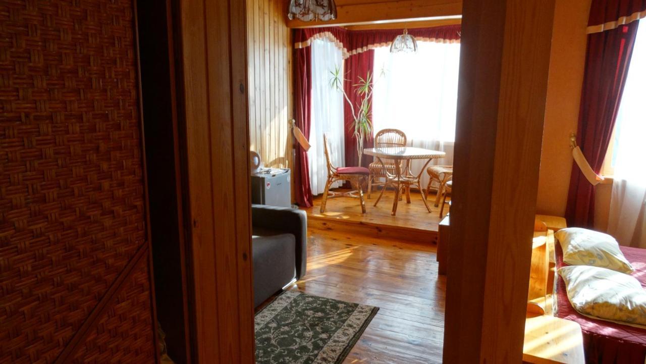 Smerekova Hata Slavske Bagian luar foto