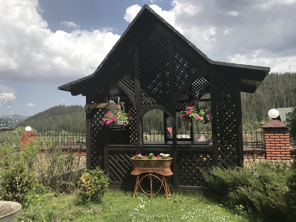 Smerekova Hata Slavske Bagian luar foto